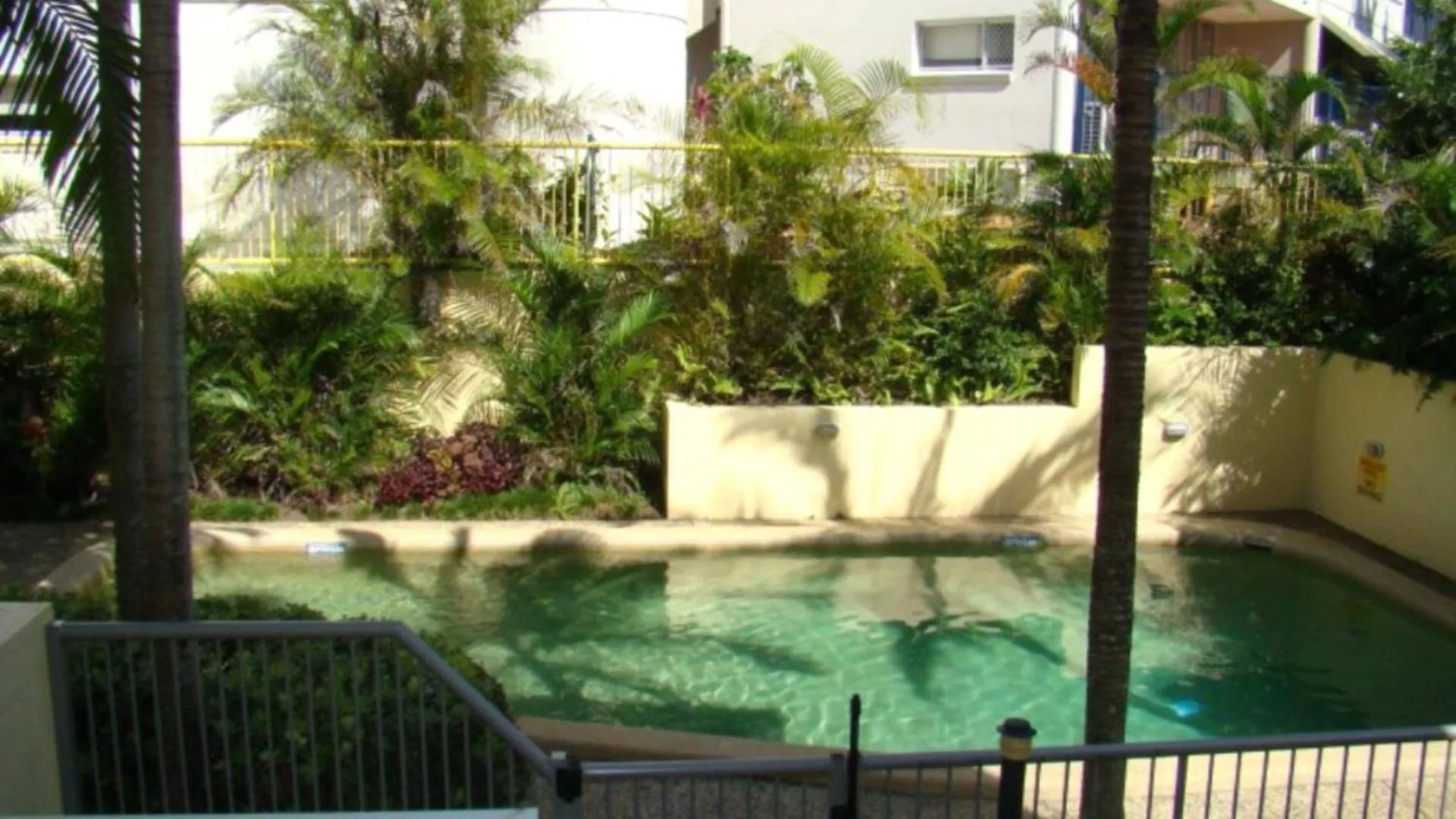 Unit 10 Sea Eagles Apartments Caloundra